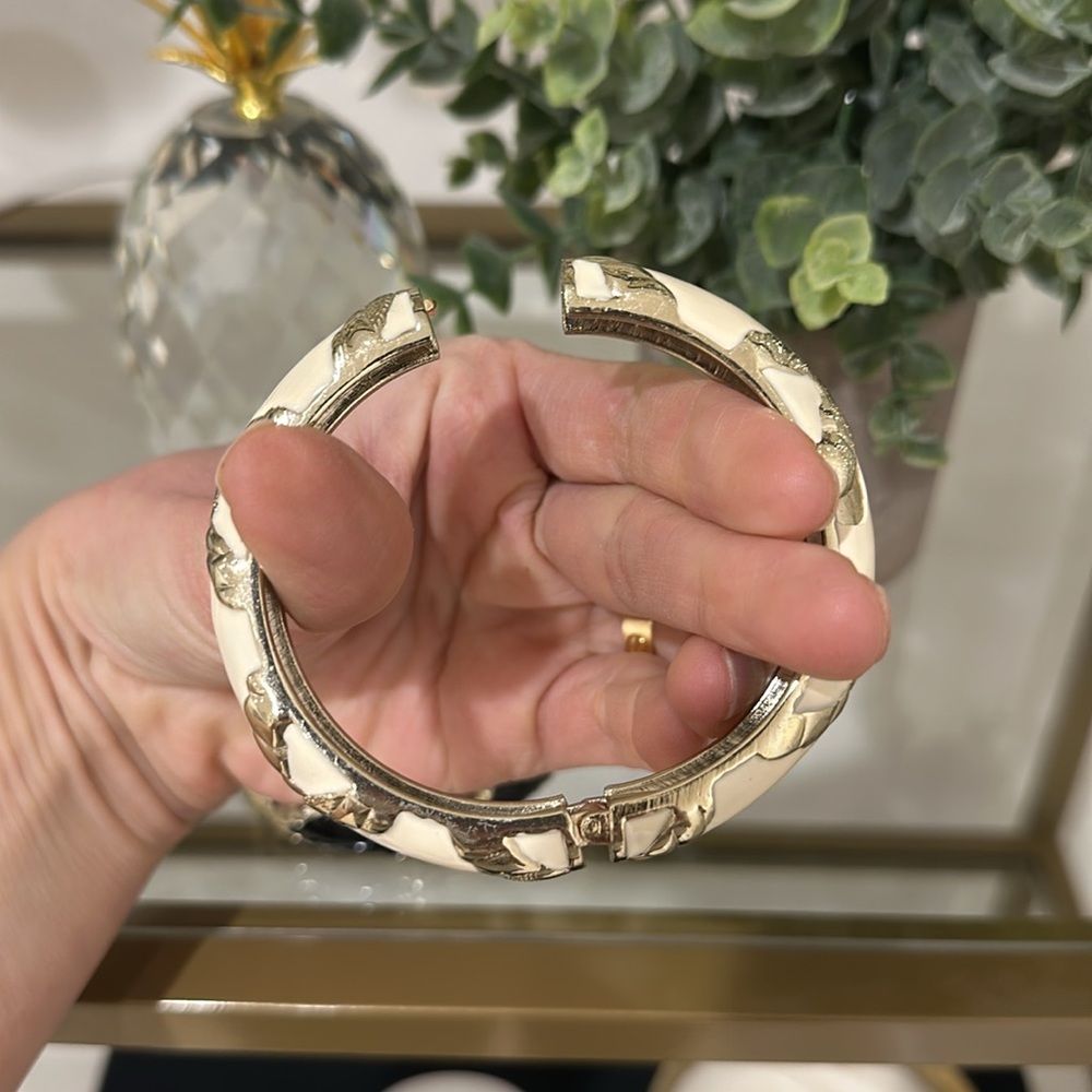 Cache Black And White Bangles - image 7